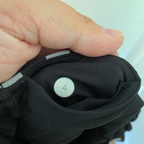 Lululemon crop leggings - Picture 7 of 7